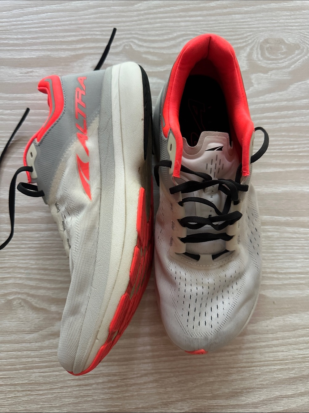Altra Mens Running Sneakers - 9.5